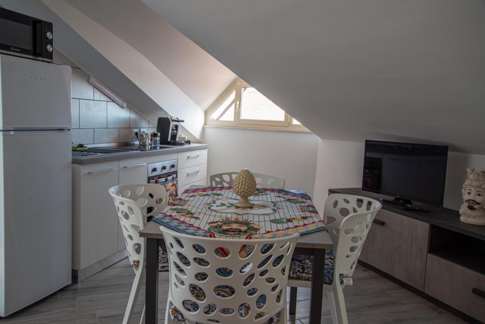 Il Sole Dell'Etna Apartment Aci Sant'Antonio ภายนอก รูปภาพ