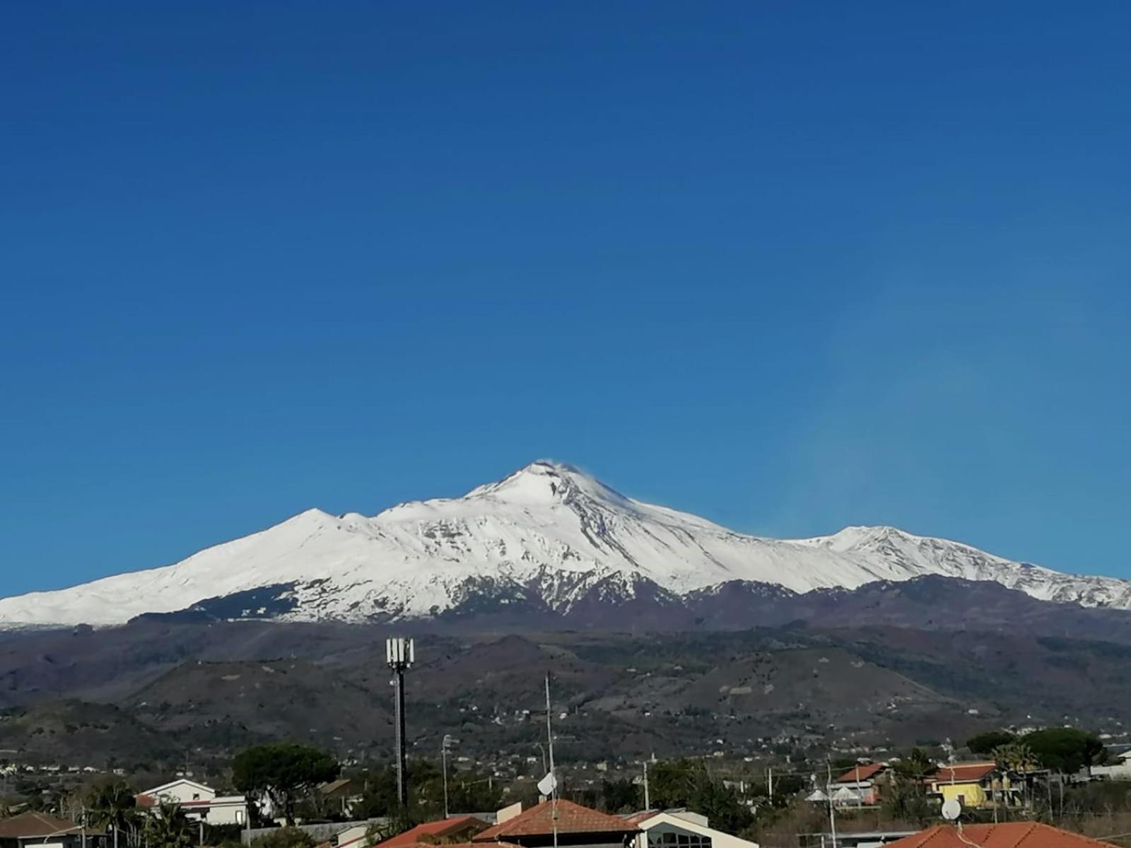 Il Sole Dell'Etna Apartment Aci Sant'Antonio ภายนอก รูปภาพ