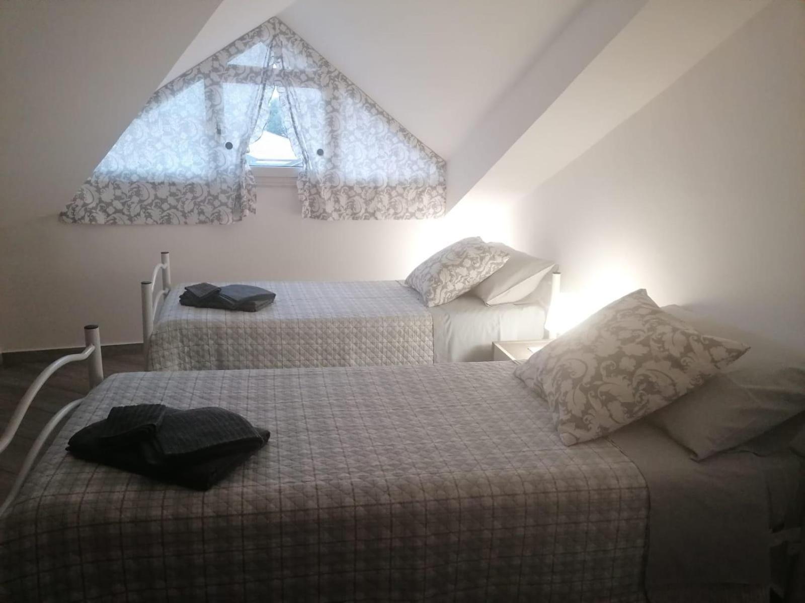 Il Sole Dell'Etna Apartment Aci Sant'Antonio ภายนอก รูปภาพ